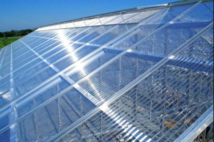 How to install hollow polycarbonate sheet?